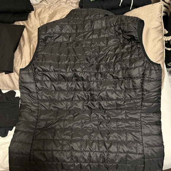 Men’s Patagonia vest - Picture 5 of 5